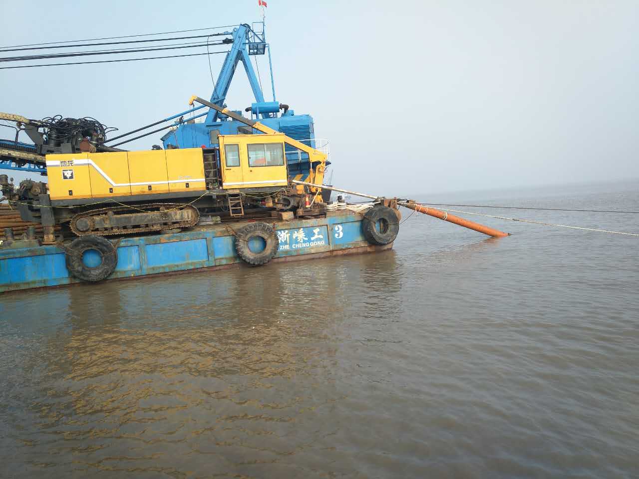 浙江省舟山市海底自来水管道工程穿越1100米
